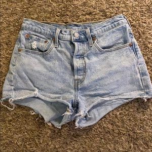 Levi shorts